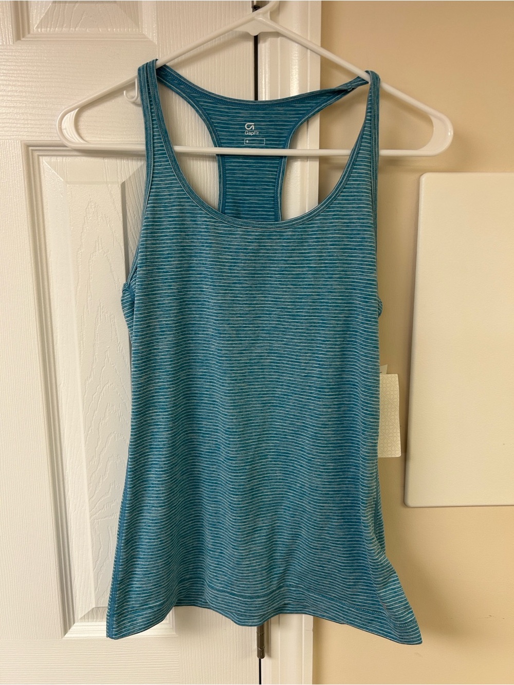 NWT Gapfit Striped Athletic Tank top